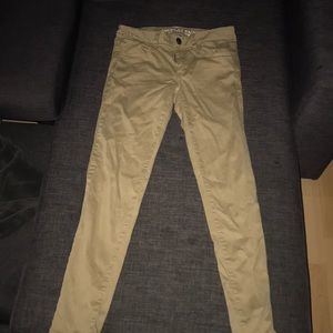 American Eagle khaki pants size 4